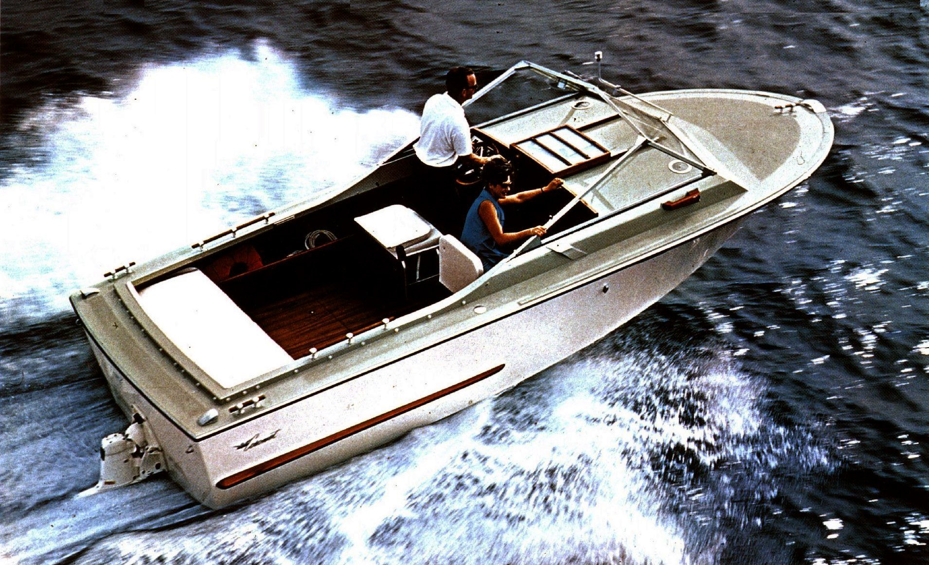 yacht coronet